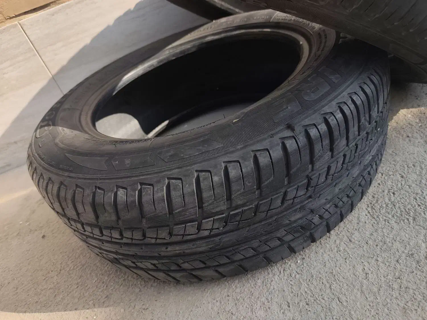 لاستیک ۲۰۵/۶۰/۱۵|قطعات یدکی و لوازم جانبی|شیراز, شهرک صنعتی شیراز|دیوار