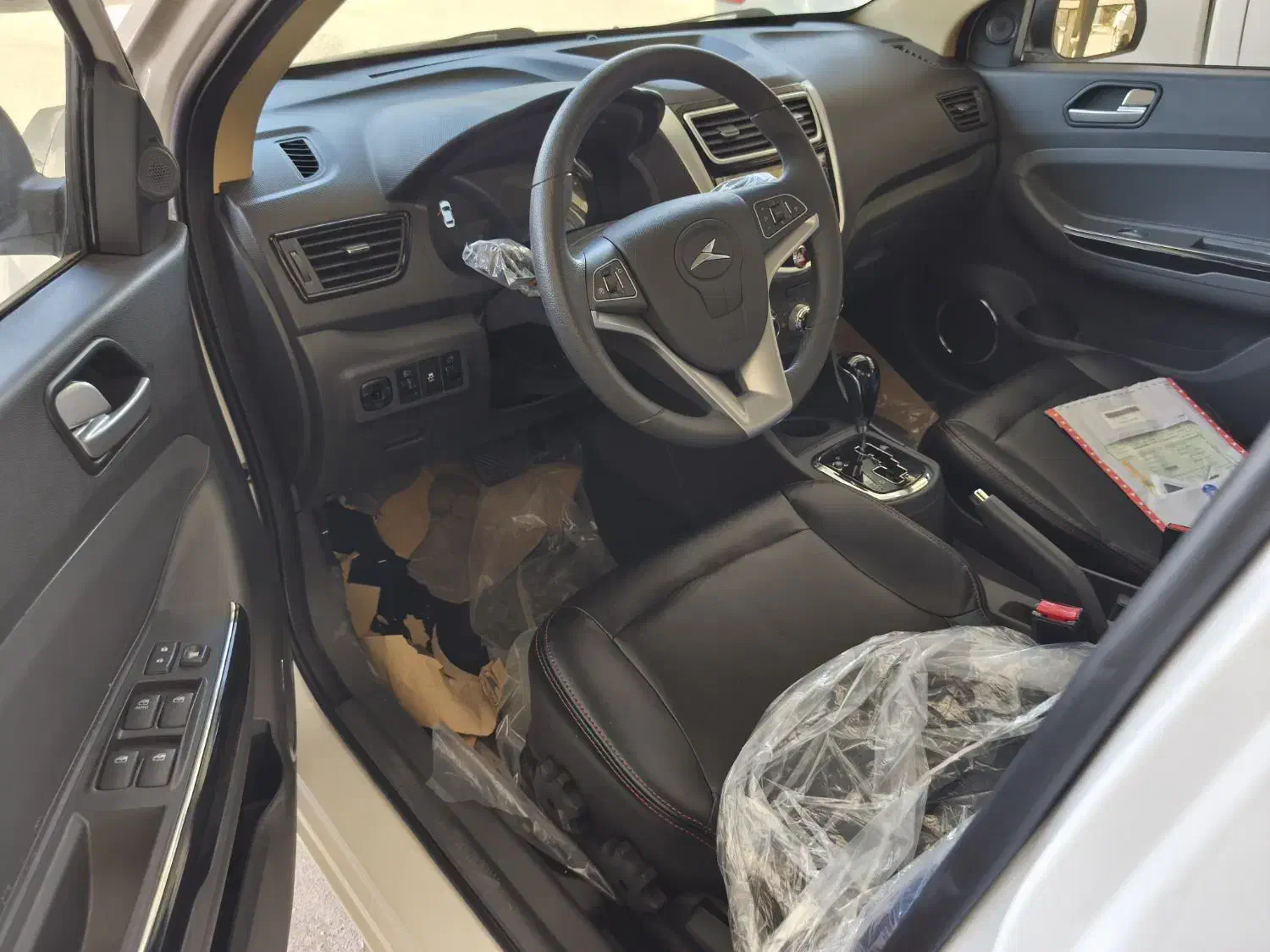 خودروی جک جی 4|خودرو سواری و وانت|شیراز, بعثت|دیوار