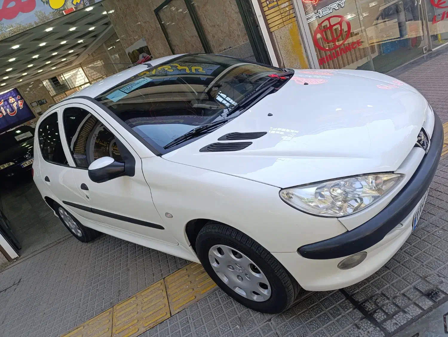 پژو۲۰۶ تیپ۵ مدل ۹۴|خودرو سواری و وانت|اصفهان, پوریای ولی|دیوار