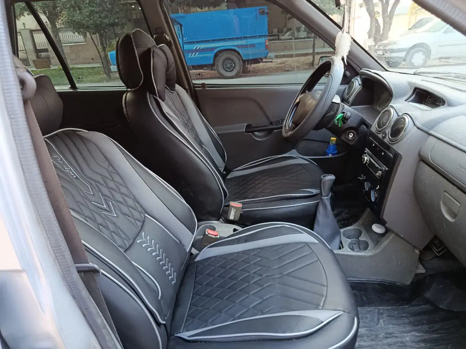 ۱۱۱ نقره ای|خودرو سواری و وانت|فیروزآباد (فارس), |دیوار