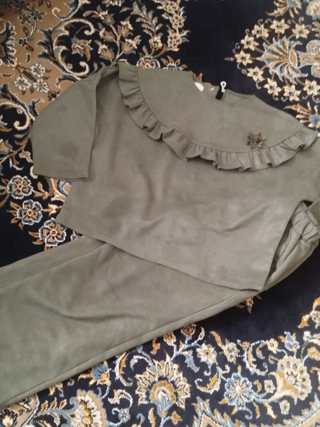 لباس گرم همه رقم|لباس|تربت جام, جامی|دیوار