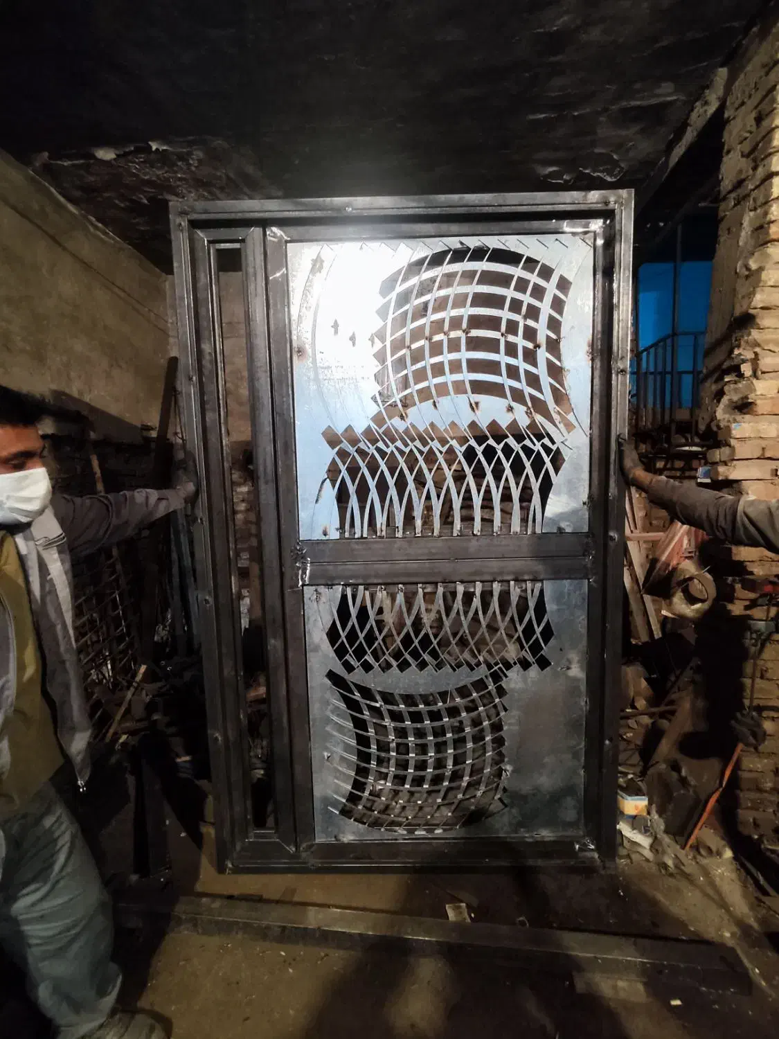 جوشکار سیار و خرده کاری|خدمات پیشه و مهارت|کرمان, |دیوار