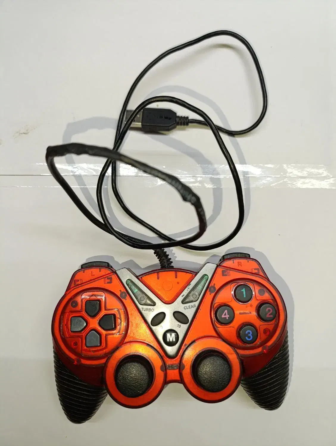 دسته بازی برای کامپیوتر و لب تاب|کنسول، بازی ویدئویی و آنلاین|کاشان, ۲۲ بهمن|دیوار