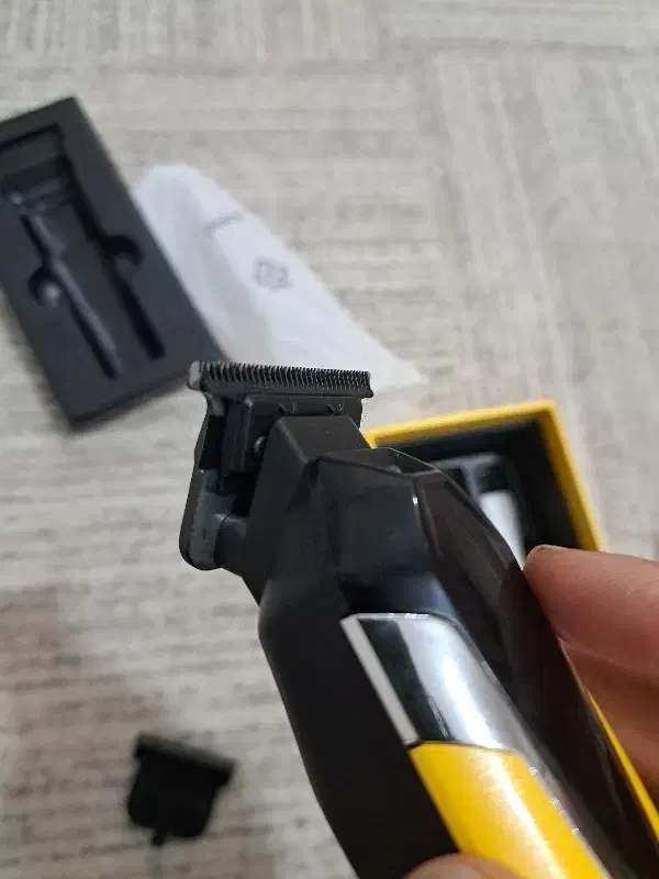 خطزن . ریش تراش|آرایشی، بهداشتی، درمانی|ازنا, |دیوار