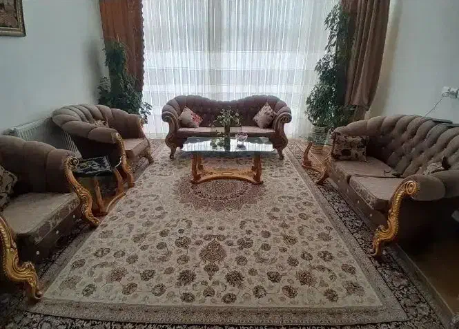 مبل ۷ نفره سالم بدون پارگی وتو رفتگی|مبلمان خانگی و میز عسلی|شاهین‌شهر, شهرک ردانی پور|دیوار