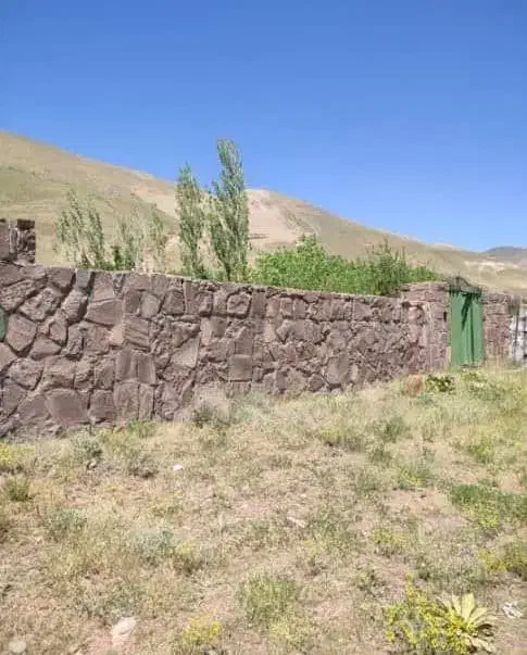 زمین ۲۰۰ متری بین بیمارستان جدید و بلوار مطهری|فروش زمین و ملک کلنگی|باغ ملک, |دیوار