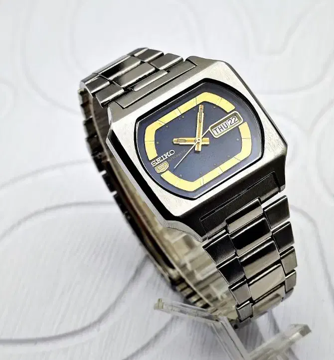 ساعت سیکو تلویزیونی اتوماتیک کمیاب و خاص|ساعت|تهران, خواجه نظام الملک|دیوار