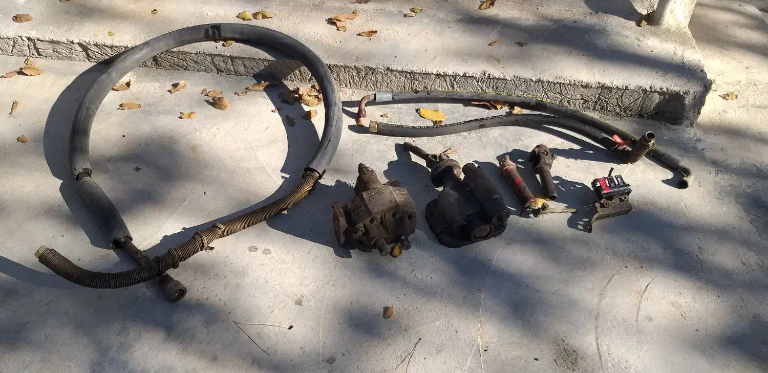 پمپ بغل گیربکس دانگ فنگ و البرز|قطعات یدکی و لوازم جانبی|کرمانشاه, |دیوار