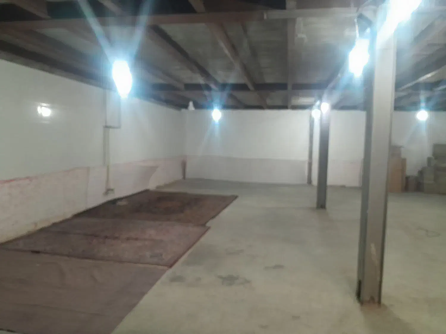 یک واحد زیرزمین|اجارهٔ مغازه و غرفه|ملایر, |دیوار