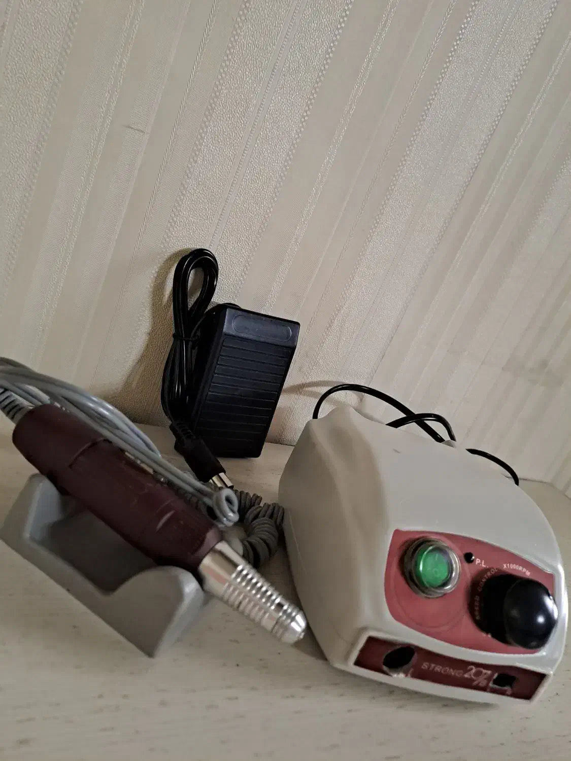 کلیه لوازم کاشت ناخن|آرایشی، بهداشتی، درمانی|پرند, فاز ۶|دیوار