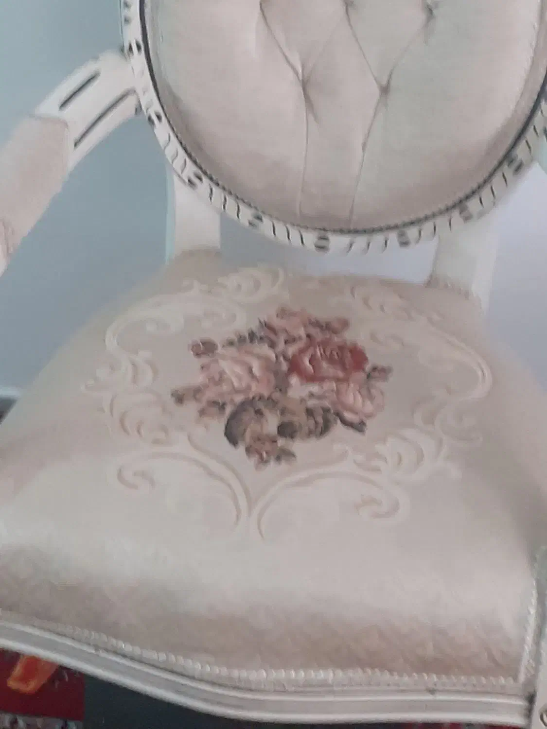 مبل سلطنتی|مبلمان خانگی و میز عسلی|تربت جام, شهید غلام زاده|دیوار