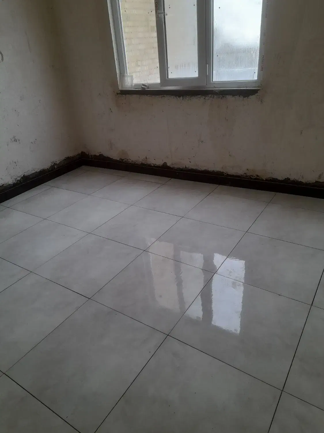 کاشی کاری و تعمیرات|خدمات پیشه و مهارت|سنندج, |دیوار