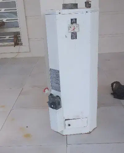 آبگرمکن دیواری|آبگرمکن، پکیج، شوفاژ|کازرون, |دیوار