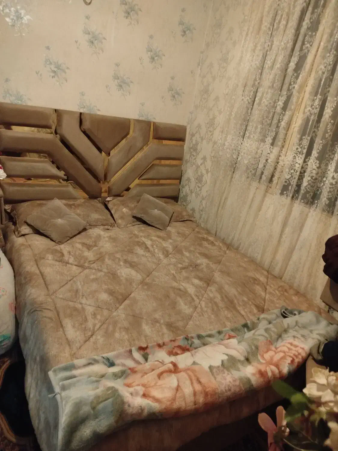 خونه روشن محل عالی|اجارهٔ کوتاه‌مدت آپارتمان و سوئیت|ری, ظهیرآباد|دیوار