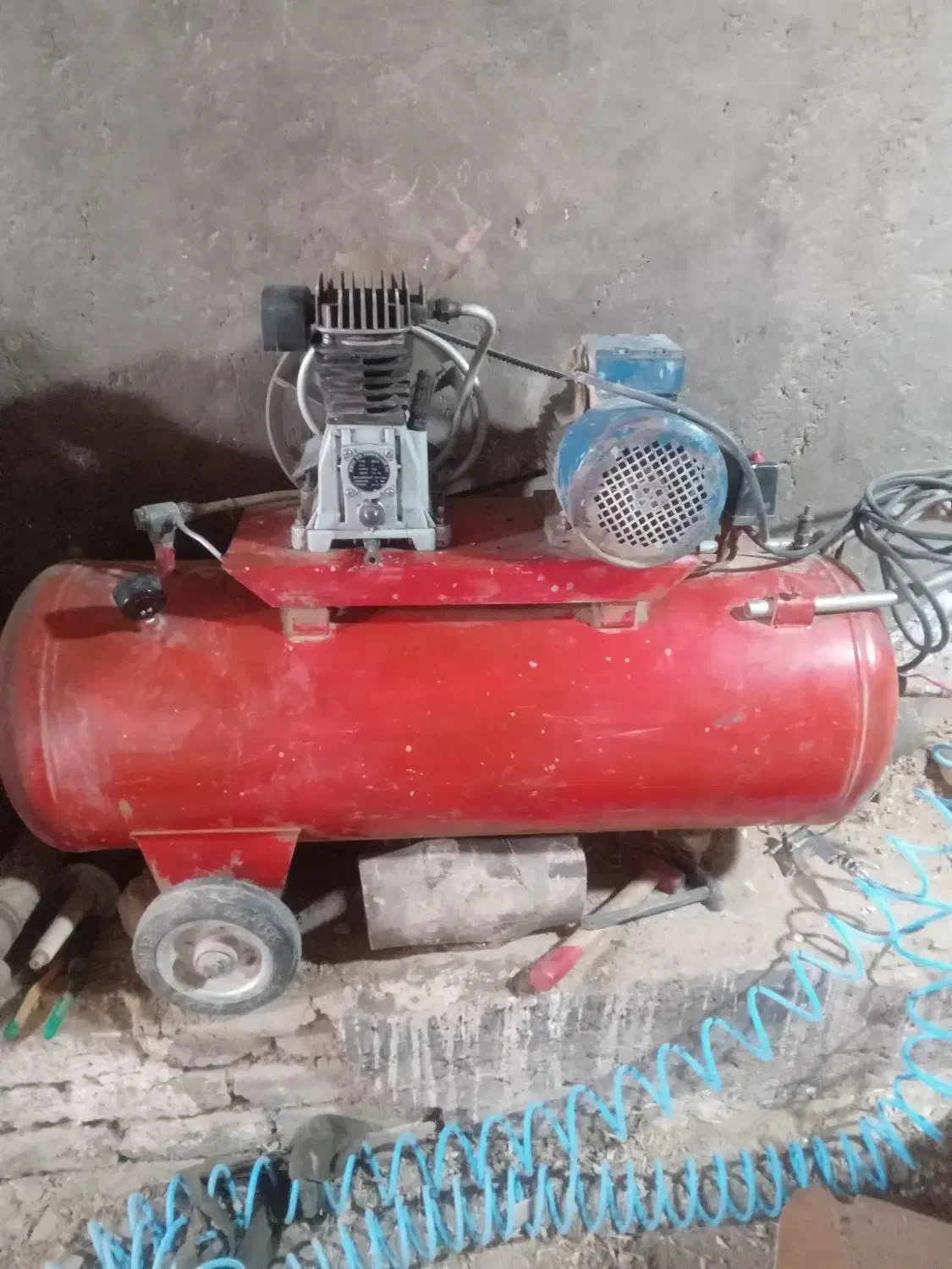 دستگاه سوراخ قلیان و پمپ باد ۱۵۰|ماشینآلات صنعتی|قم, قلعه صدری|دیوار