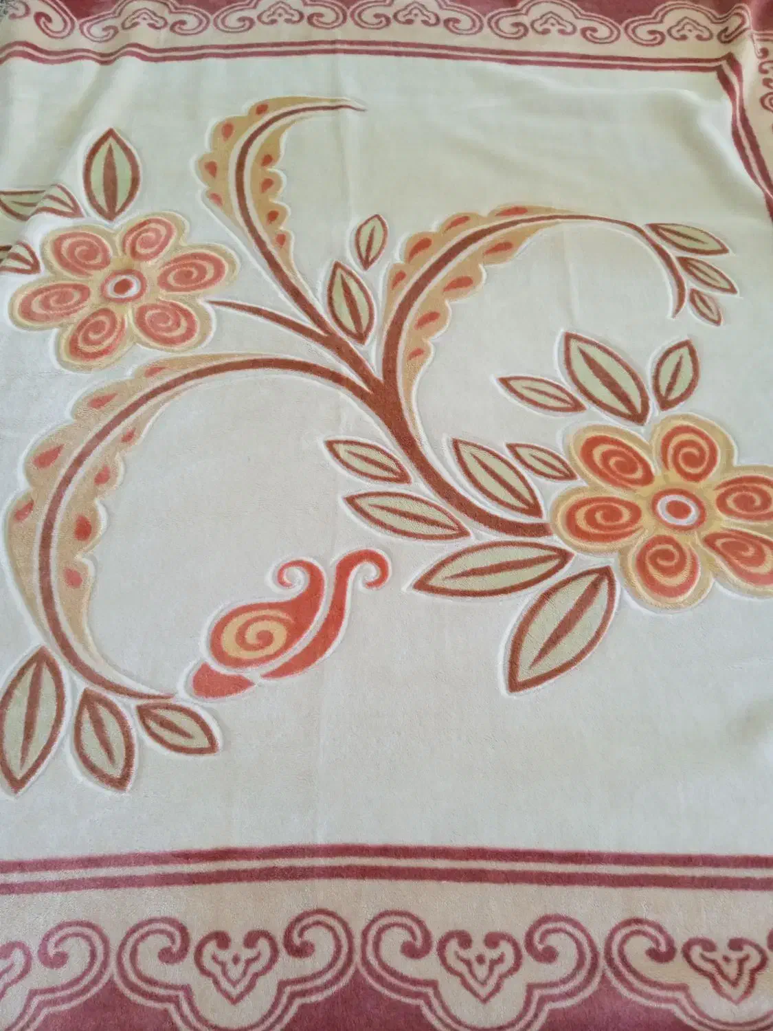 پتودونفره گلبافت وپتوژله ای|رختخواب، بالش، پتو|کرمانشاه, |دیوار