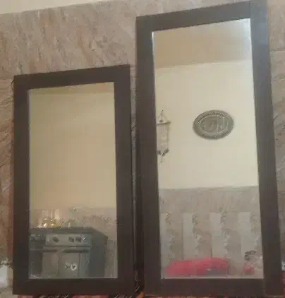 دوتا اینه|آینه|خاش, |دیوار