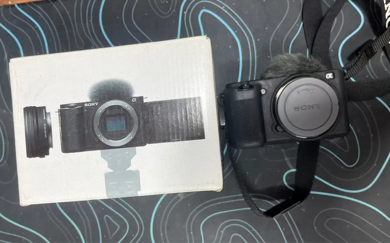 دوربین سونی zv e10 کم کارکرد|دوربین عکاسی و فیلمبرداری|تهران, تهرانسر شرقی|دیوار