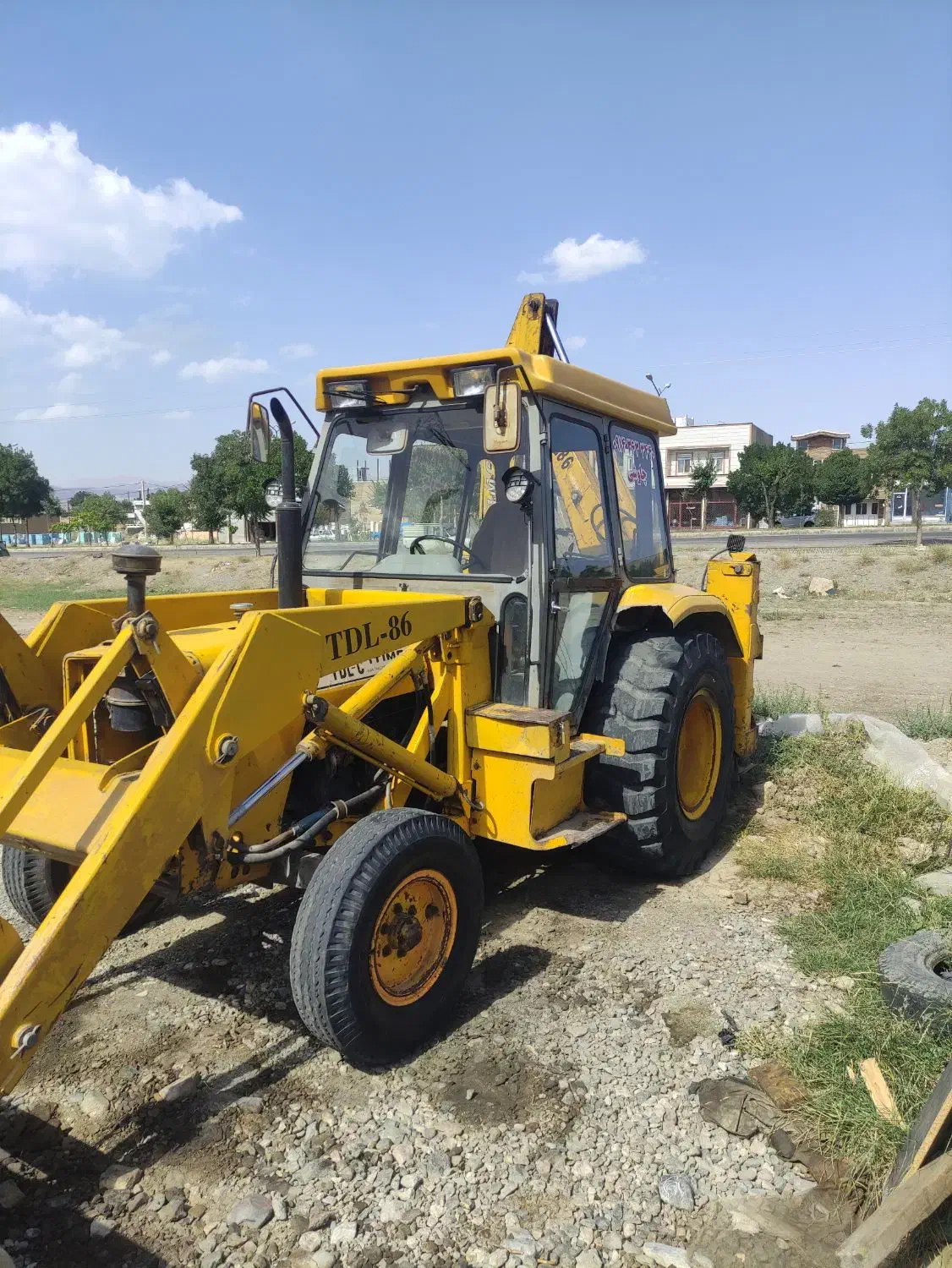 بیل بکهو TDL مدل ۸۲|خودرو سنگین|ماکو, |دیوار