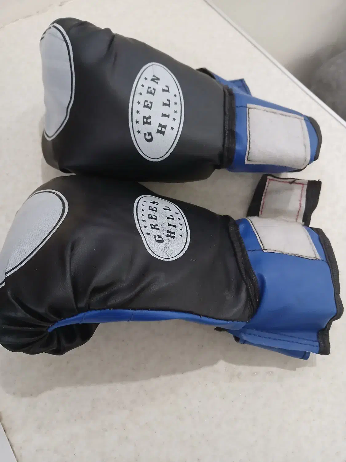 دستکش بوکس|تجهیزات ورزشی|رشت, فرزانه|دیوار