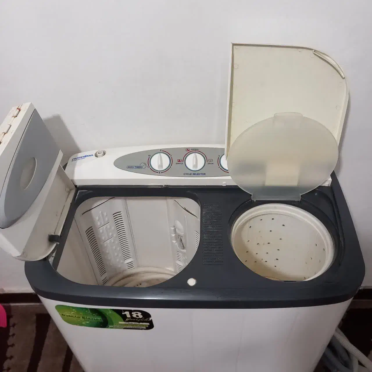 لباسشویی پاکشوما|ماشین لباسشویی و خشک‌کن لباس|بروجرد, |دیوار