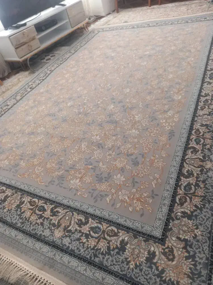 سه عدد فرش نو هست|فرش|سنندج, |دیوار