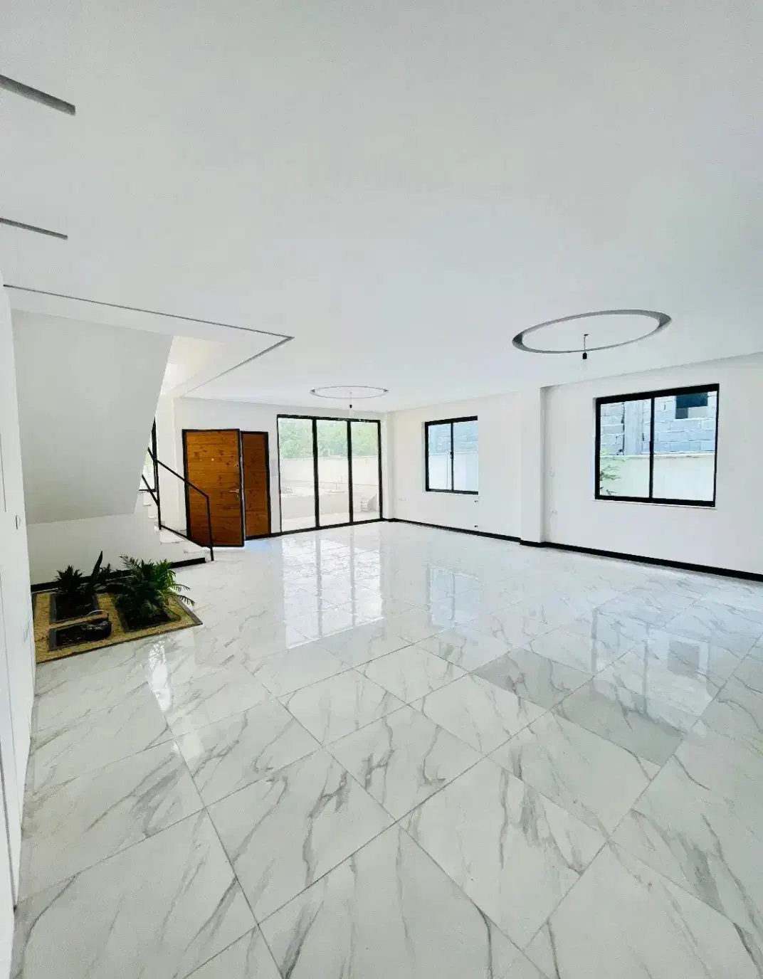 فروش ویلا دوبلکس مدرن ۲۸۰متر زمین ۱۶۰ متر بنا|فروش خانه و ویلا|خرمآباد (تنکابن), |دیوار