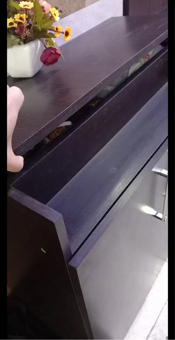 جاکفشی|جاکفشی، کمد، دراور|قدس, شهر‌قدس|دیوار