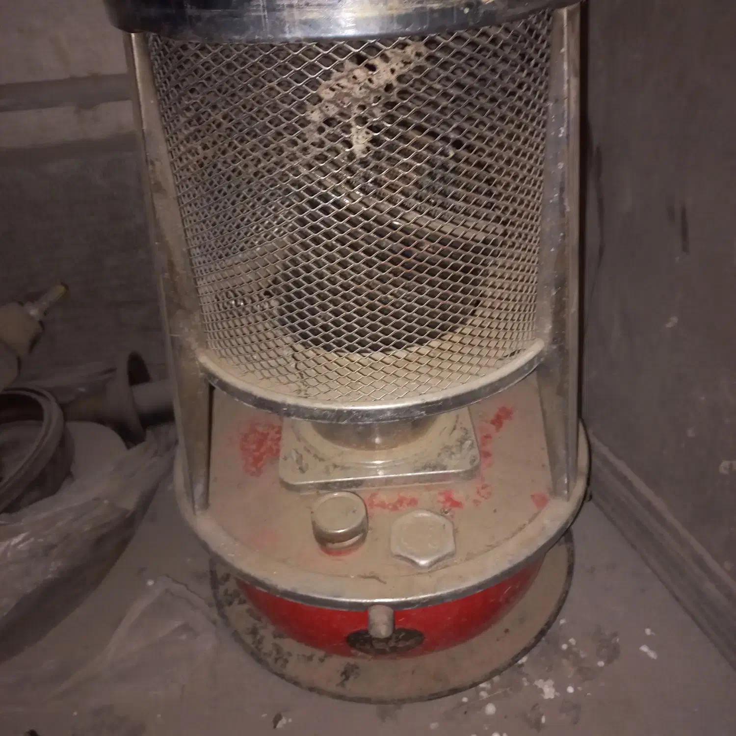 ۳عد چراغ نفتی قدیمی|کلکسیون اشیاء عتیقه|کرمان, |دیوار