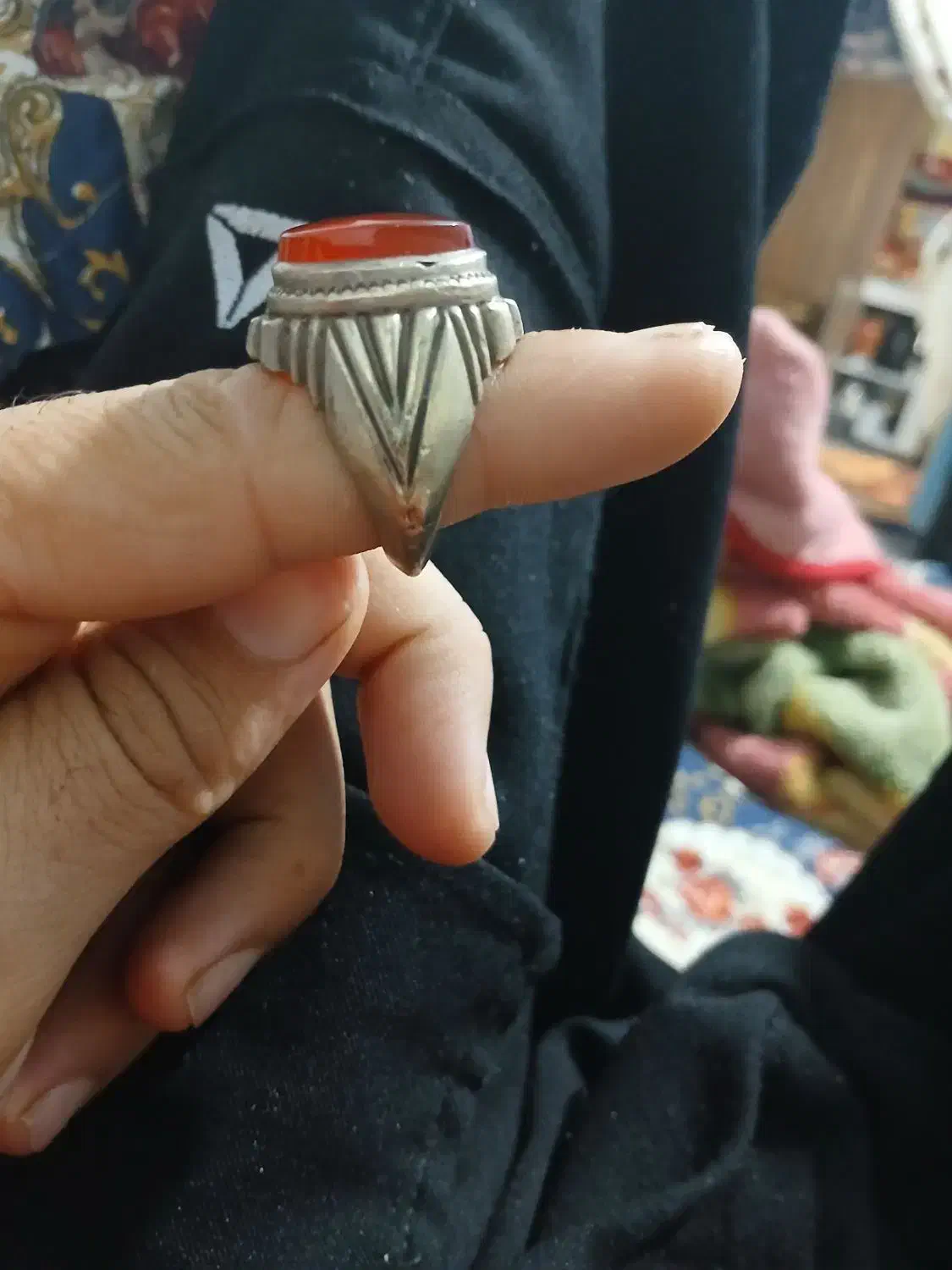 انگشتر|جواهرات|کمیجان, |دیوار