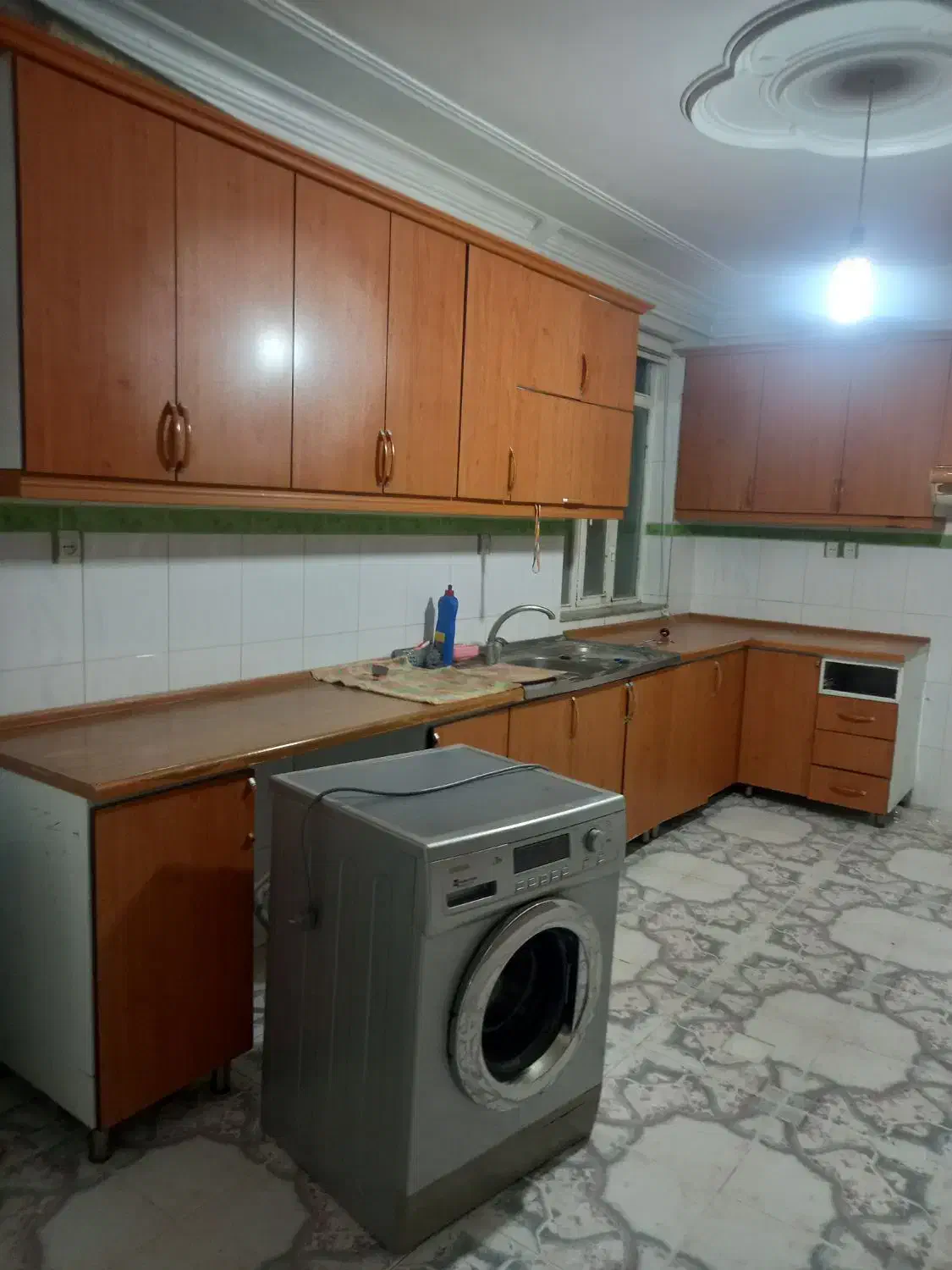 فروش کابینت درحدقیمت۱۸۰۰۰۰۰۰|مصالح و تجهیزات ساختمان|بهار, |دیوار