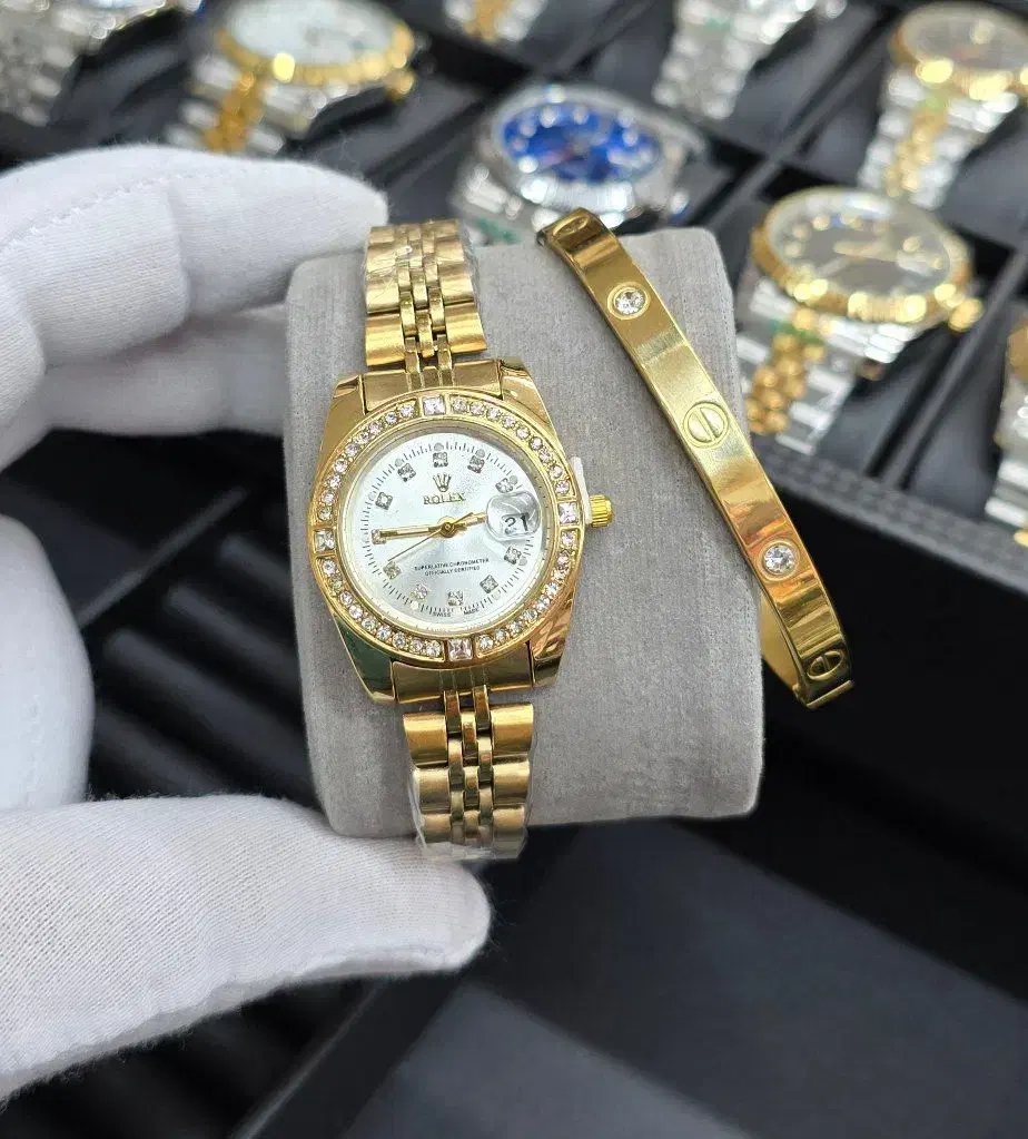 ساعت رولکس دور نگین همراه ست دستبند و جعبه کادویی|ساعت|اهواز, کیانپارس |دیوار