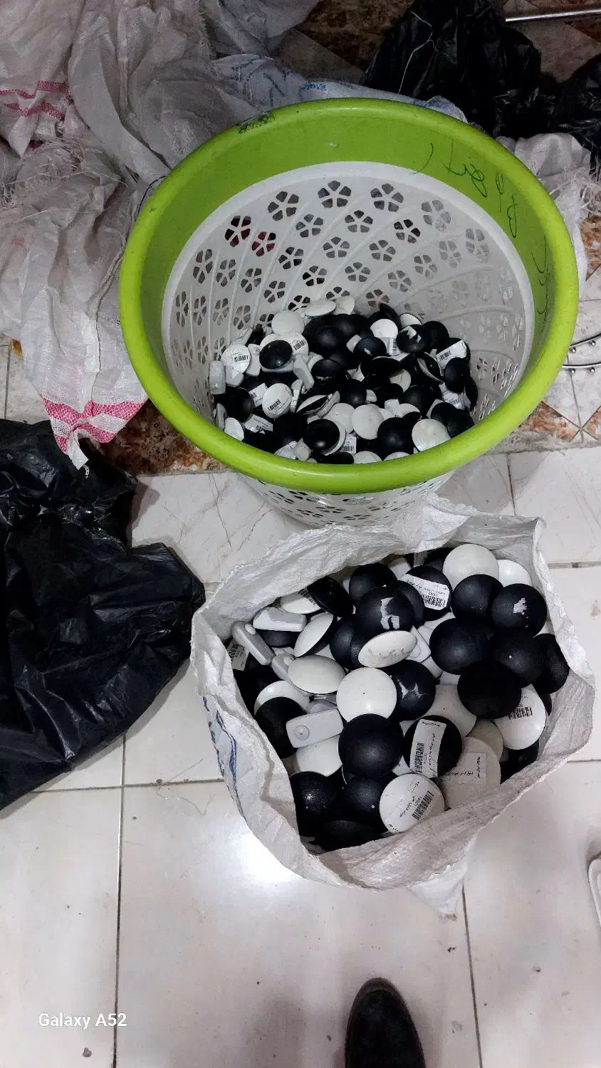 تعدادی لوازم پوشاک فروشی|فروشگاه و مغازه|مراغه, |دیوار