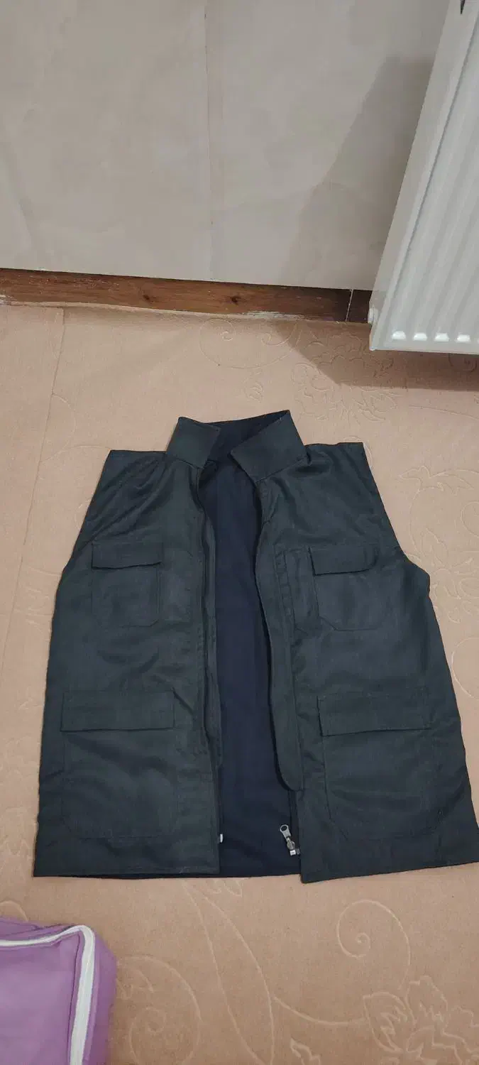 کاپشن جلیقه ای|لباس|مهریز, |دیوار