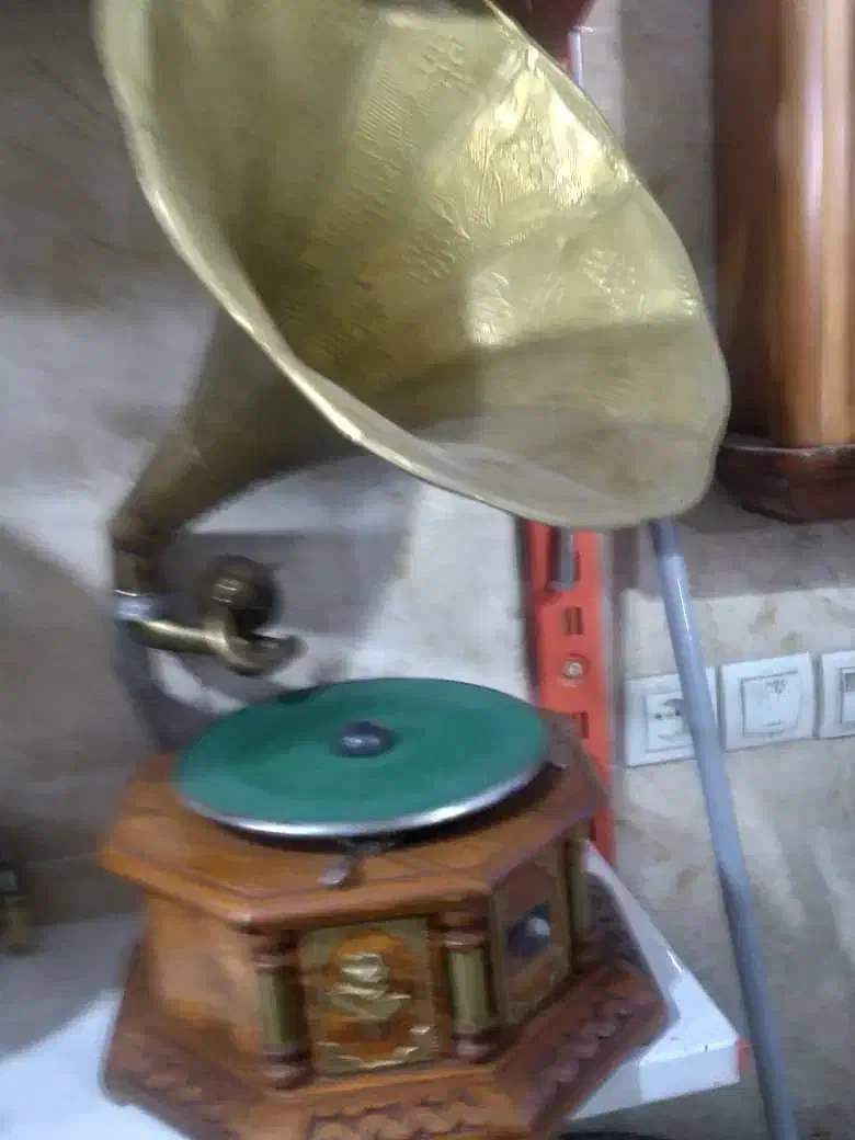 گرام قدیمی هندی|کلکسیون اشیاء عتیقه|اردبیل, |دیوار