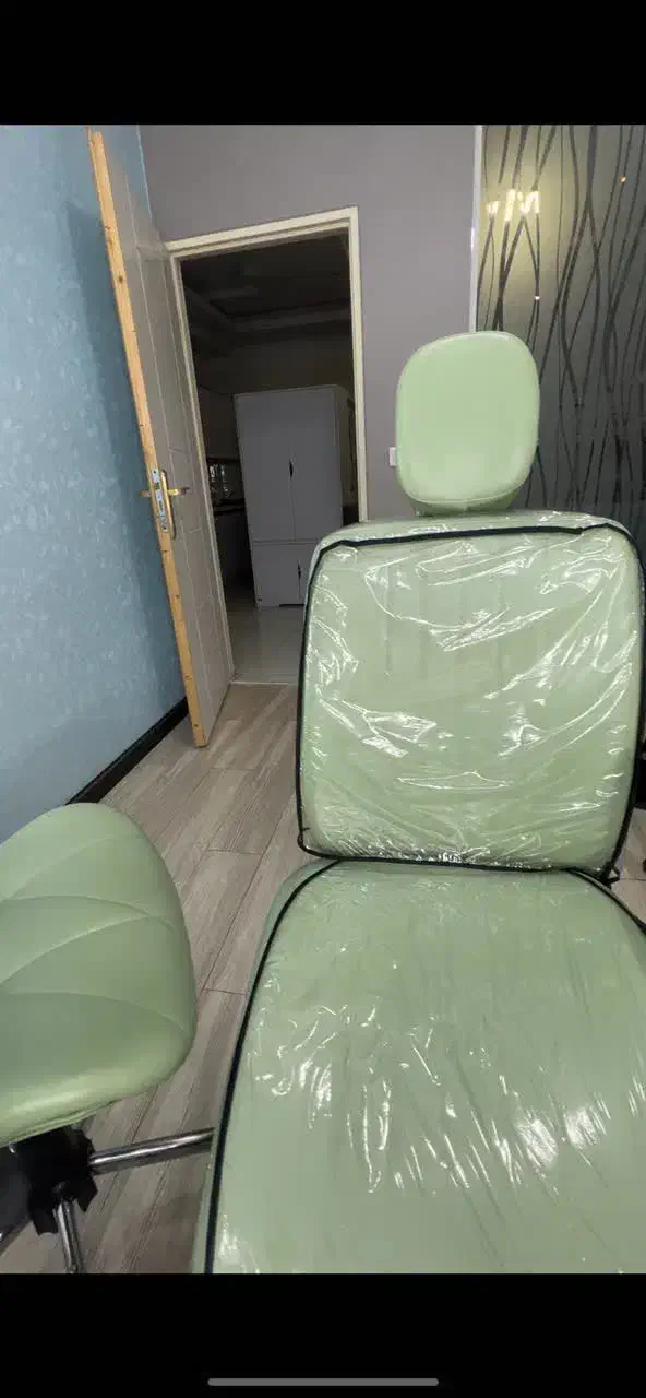 صندلی میکاپ|آرایشگاه و سالنهای زیبایی|باغستان, |دیوار