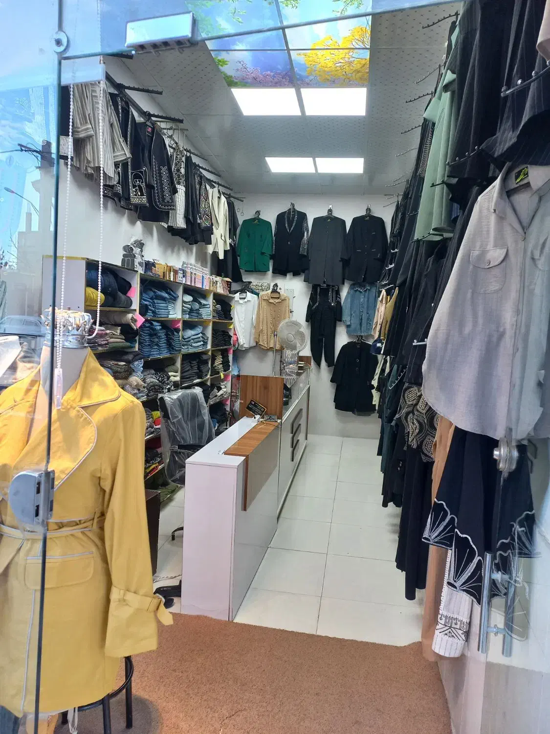 فروش و واگذاری بوتیک زنانه،معاوضه با خودرو|لباس|قیدار, |دیوار