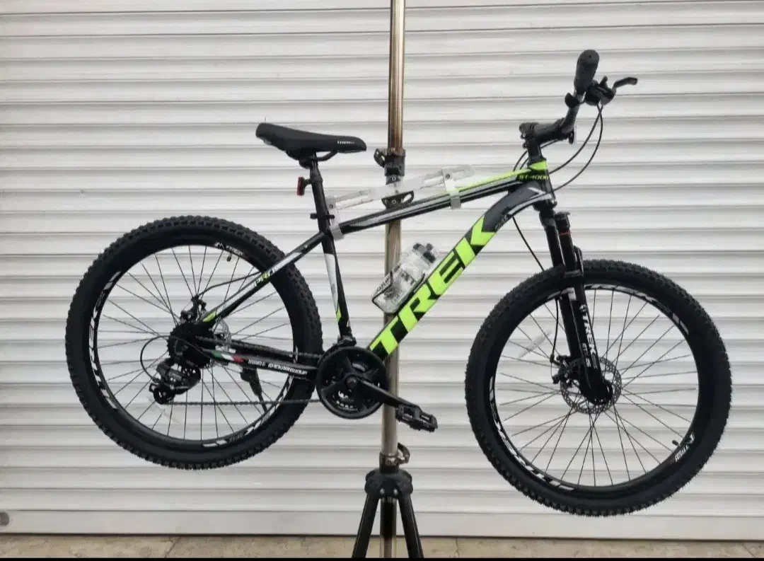 دوچرخه TREK26 ST400 کم+ربند میا+نی(مارالان سجادیه)|دوچرخه، اسکیت، اسکوتر|تبریز, |دیوار