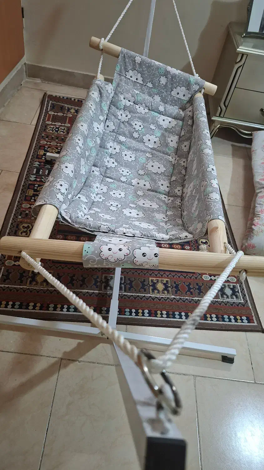 گهواره|کالسکه و لوازم جانبی|شیراز, آزادی|دیوار