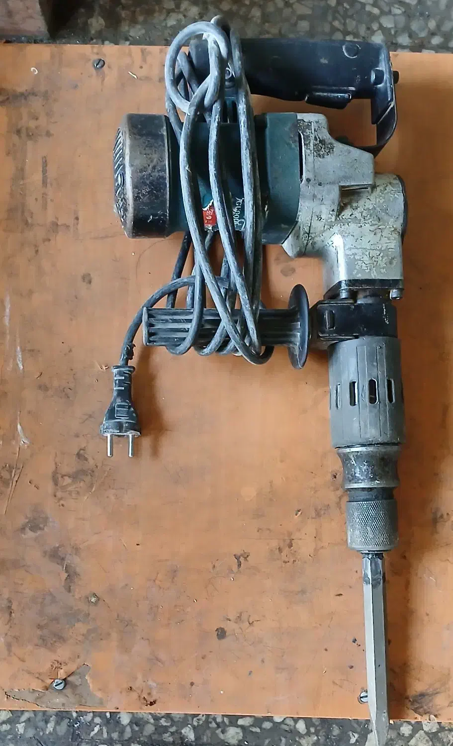 بتون کن سالم بدون ایراد|ابزارآلات|مشکیندشت, |دیوار