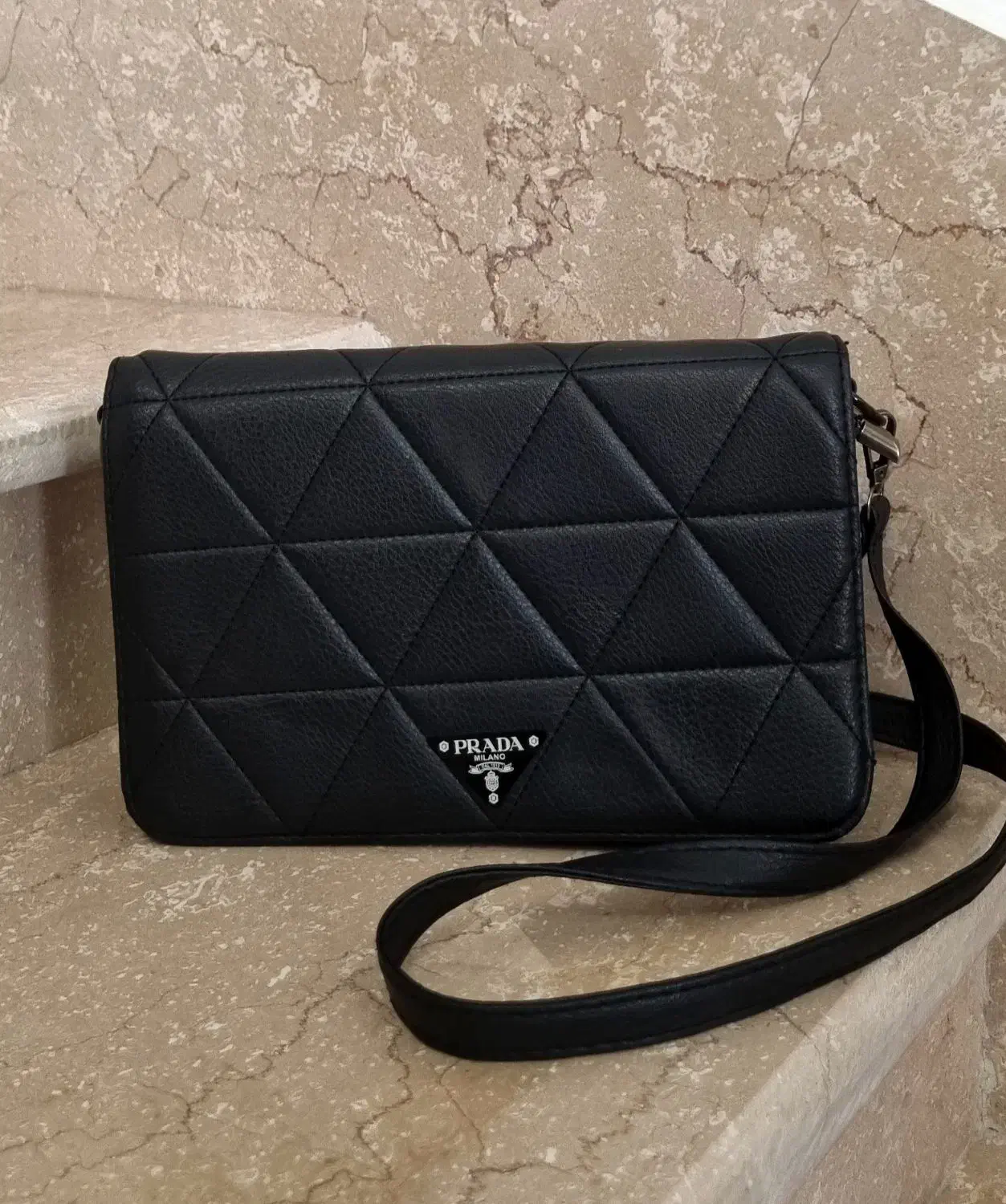 کیف یکطرفه|کیف، کفش، کمربند|ماکو, |دیوار