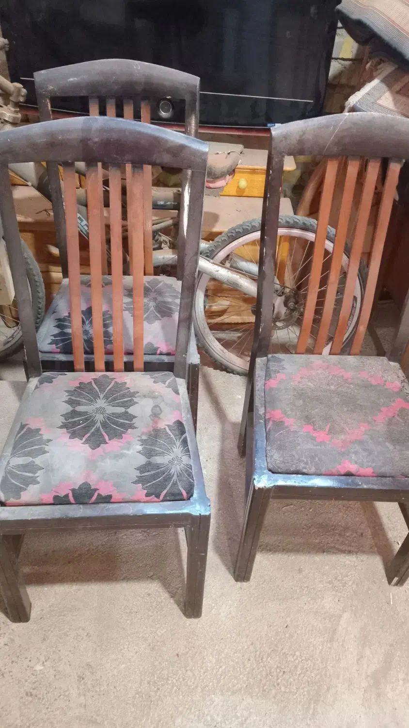 صندلی|صندلی و نیمکت|شیراز, کفترک|دیوار