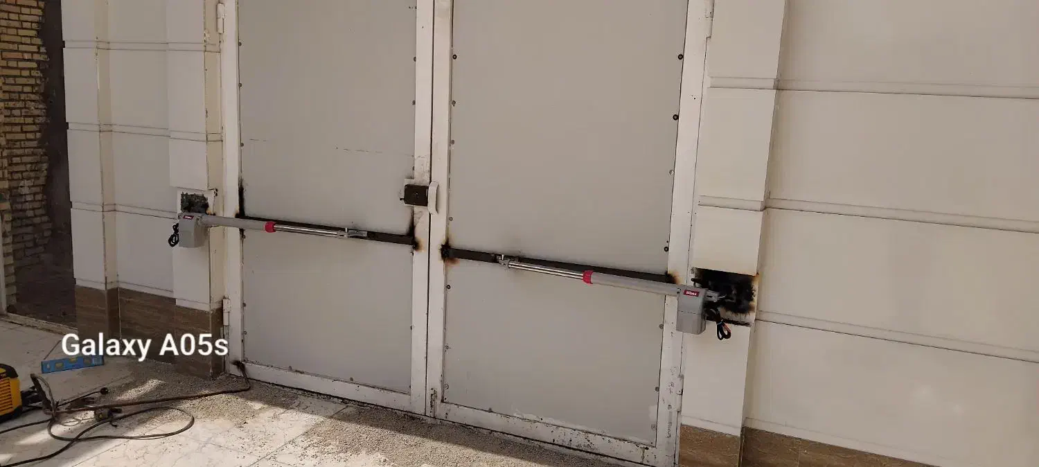 درکرکره برقی وسکرویت وجک بازویی نصب وتعمیر|خدمات پیشه و مهارت|شادگان, |دیوار