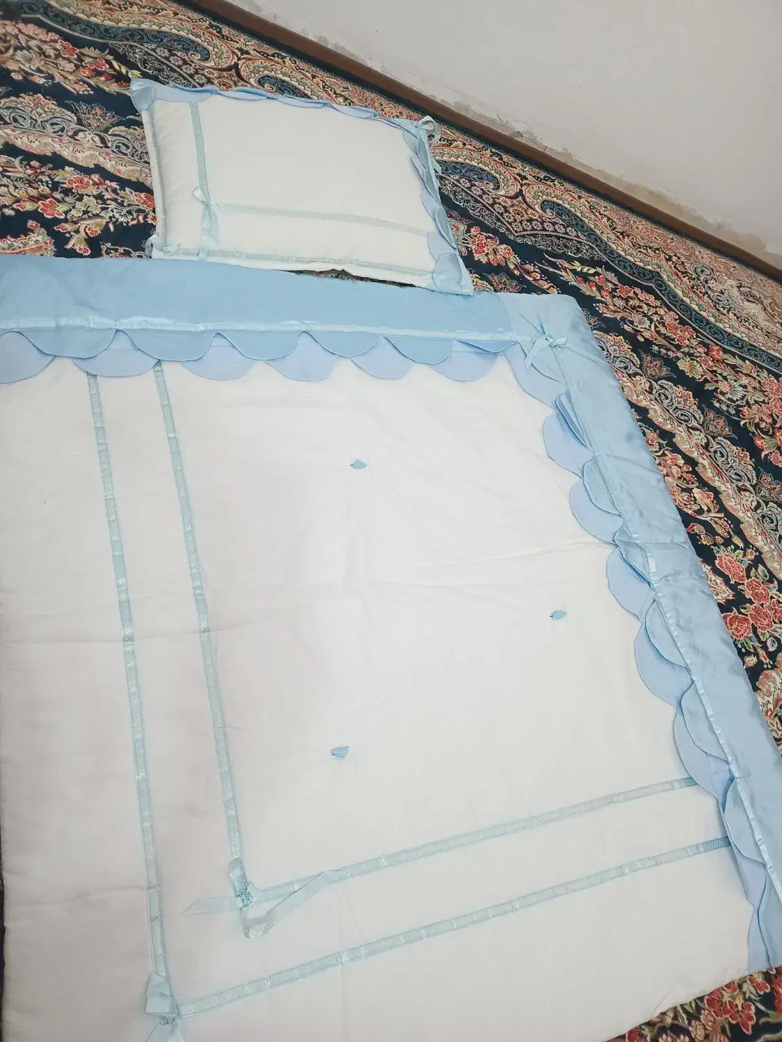 بالش ولحاف بچه گانه|اسباب و اثاث بچه|اردبیل, |دیوار