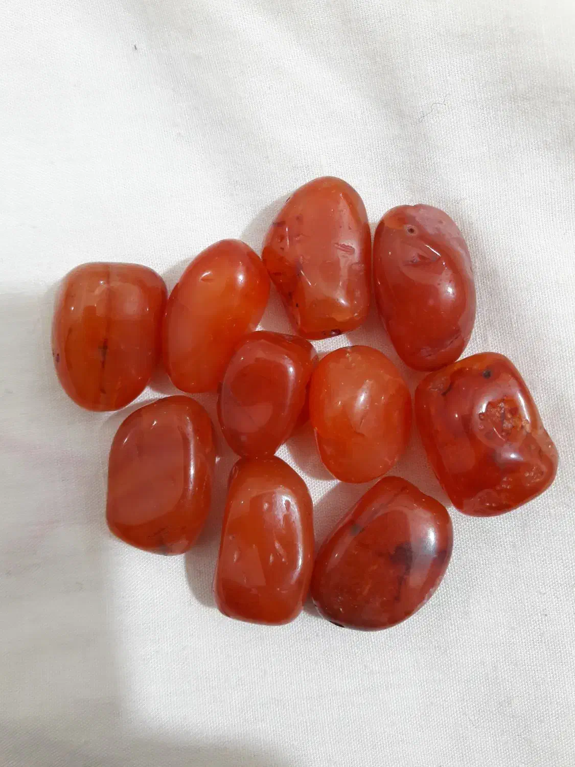 مهره عقیق سوراخ دار قدیمی دونه 100 تومان وغیره|جواهرات|رباطکریم, رباطکریم|دیوار