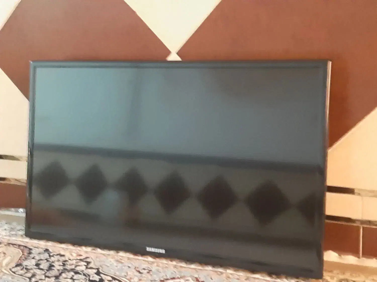 تلوزیون ۳۲ اینچ سامسونگ|تلویزیون و پروژکتور|دزفول, |دیوار