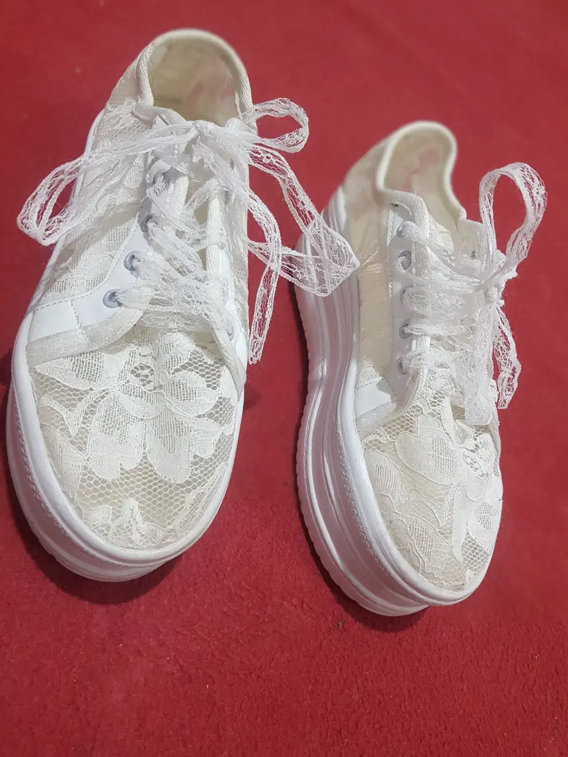 ک ف ش|کیف، کفش، کمربند|شوش, |دیوار