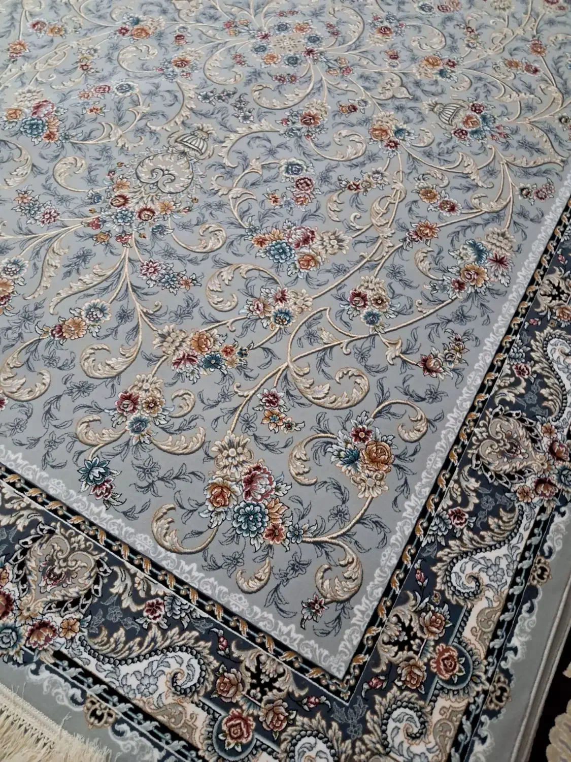 فرش ۹متری تک نخ اصلی۲عدد جهیزیه بوده اکبنده دانه۱۲|فرش|کرمانشاه, |دیوار