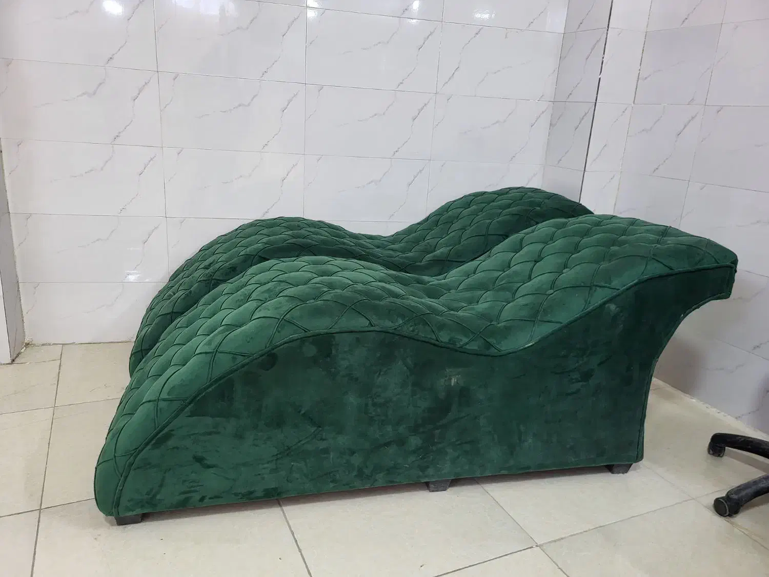 تخت طبی مخصوص مژه کارکارهای عزیز|آرایشگاه و سالنهای زیبایی|شهرضا, |دیوار