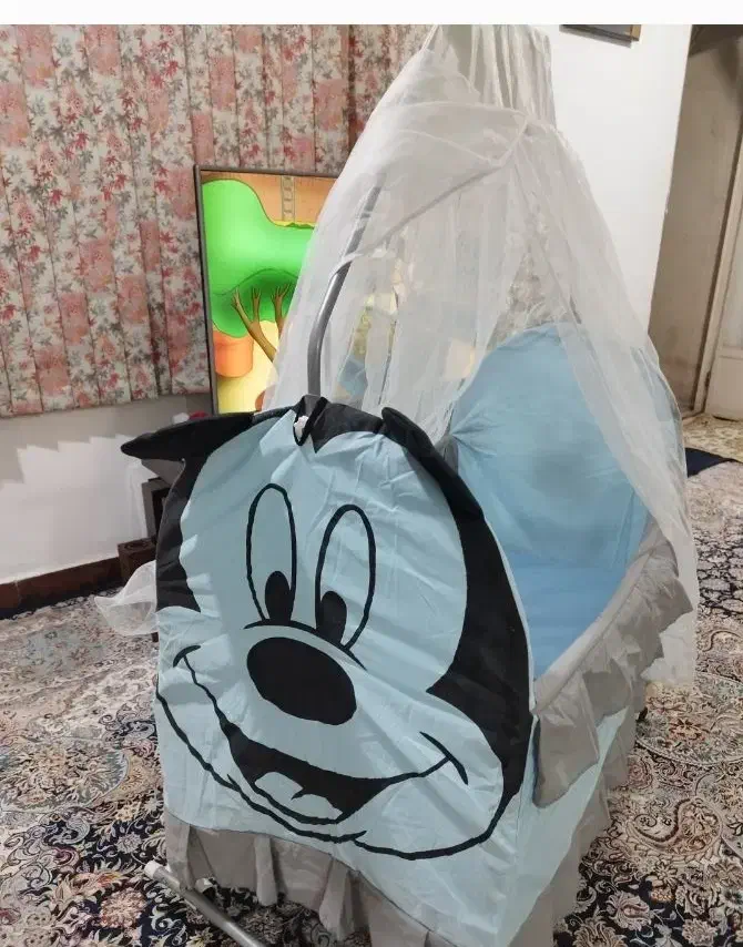 گهواره|تخت و صندلی بچه|مسجد سلیمان, |دیوار